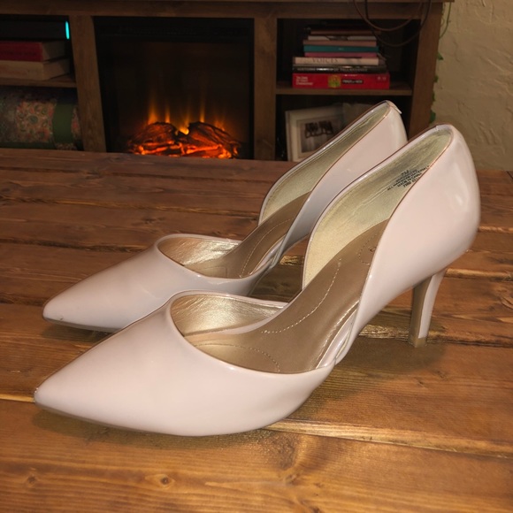 Bandolino Womens Grenow Pump